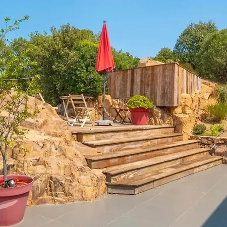 펜션 New Belle Vue, Heated Pool *